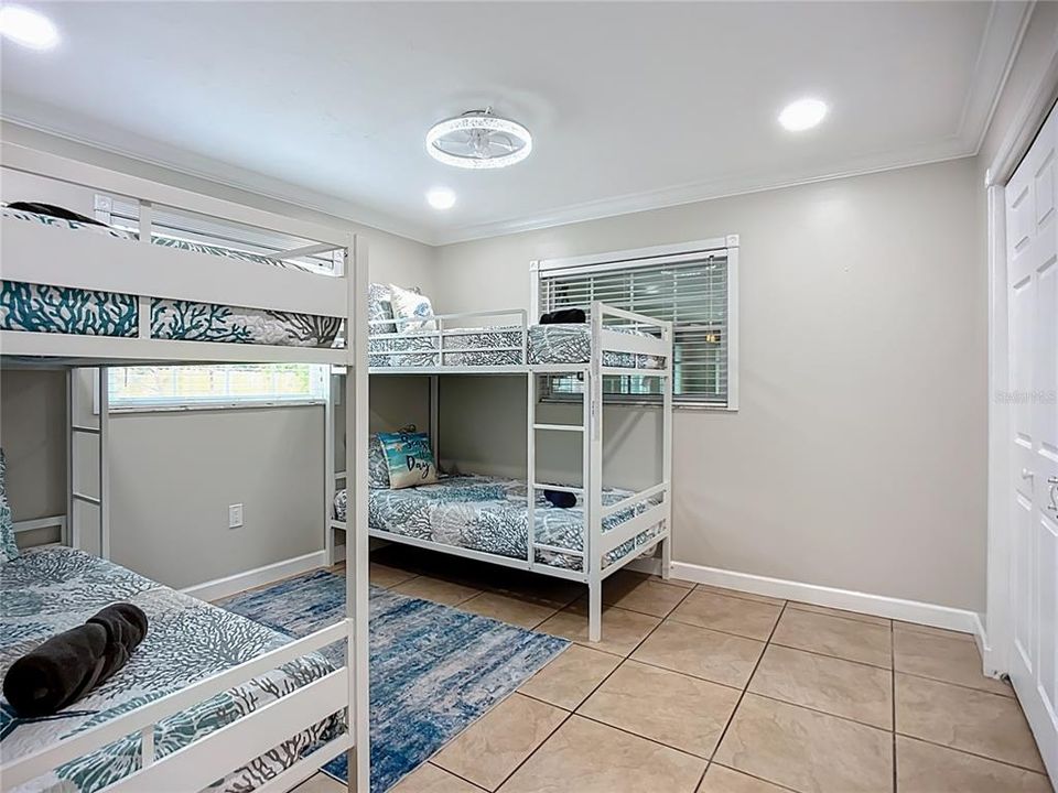 На продажу: $699,000 (4 спален, 3 ванн, 2080 Квадратных фут)