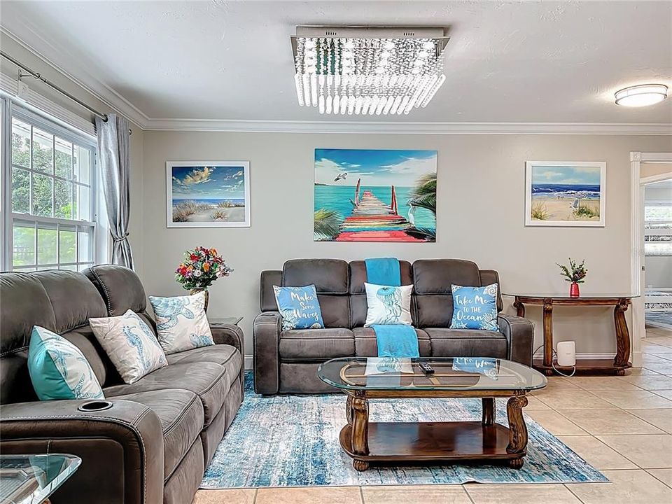 На продажу: $699,000 (4 спален, 3 ванн, 2080 Квадратных фут)