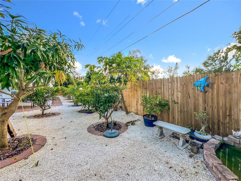 На продажу: $699,000 (4 спален, 3 ванн, 2080 Квадратных фут)