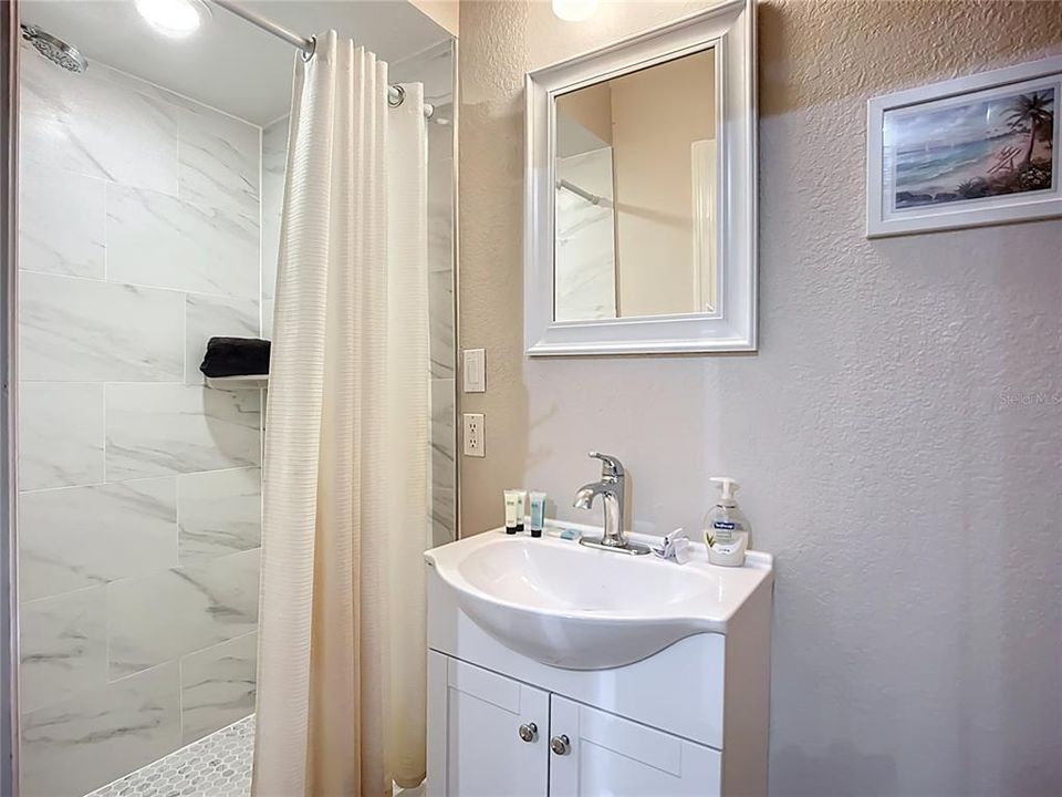 На продажу: $699,000 (4 спален, 3 ванн, 2080 Квадратных фут)