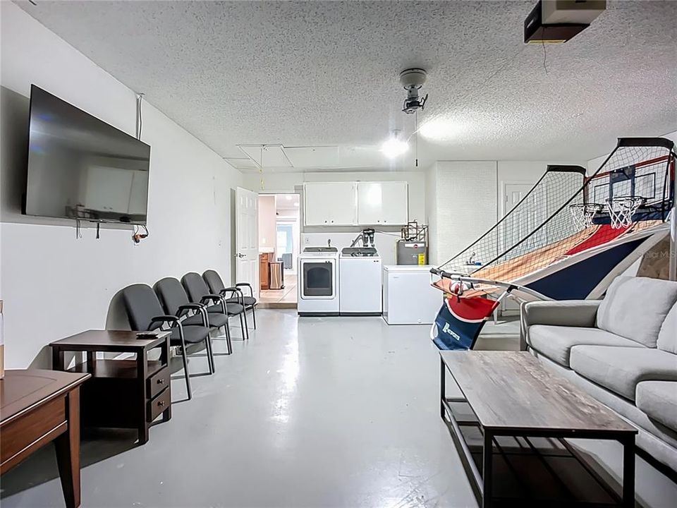 На продажу: $699,000 (4 спален, 3 ванн, 2080 Квадратных фут)