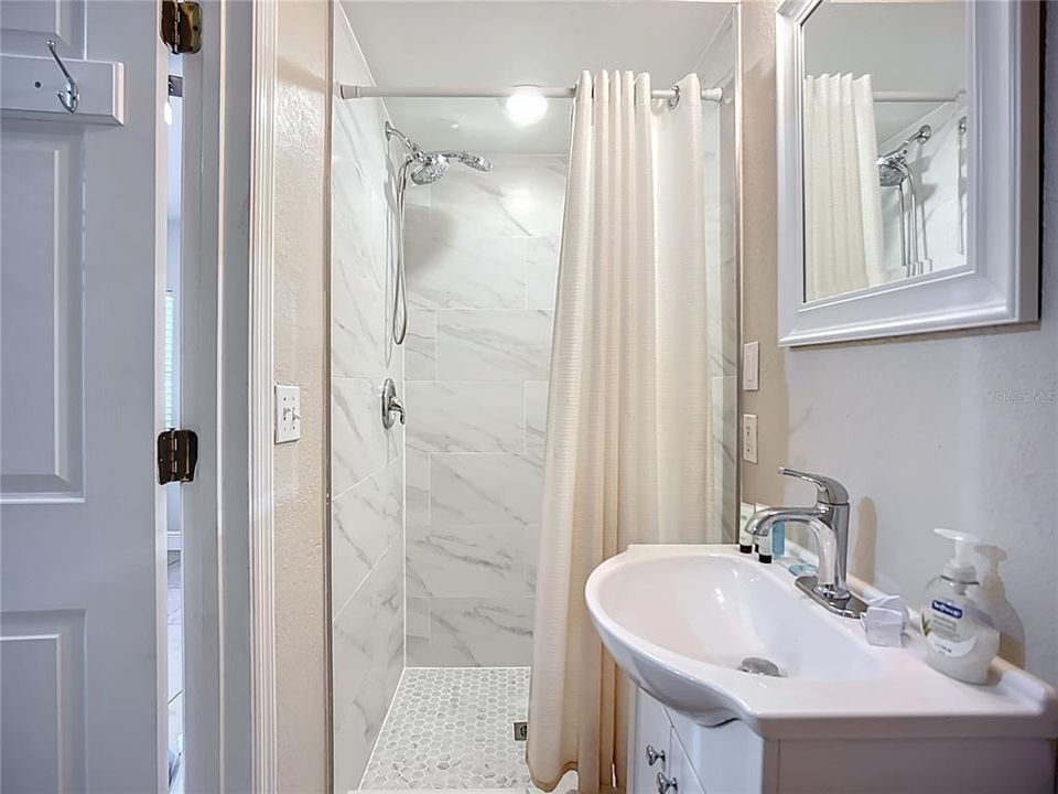 На продажу: $699,000 (4 спален, 3 ванн, 2080 Квадратных фут)