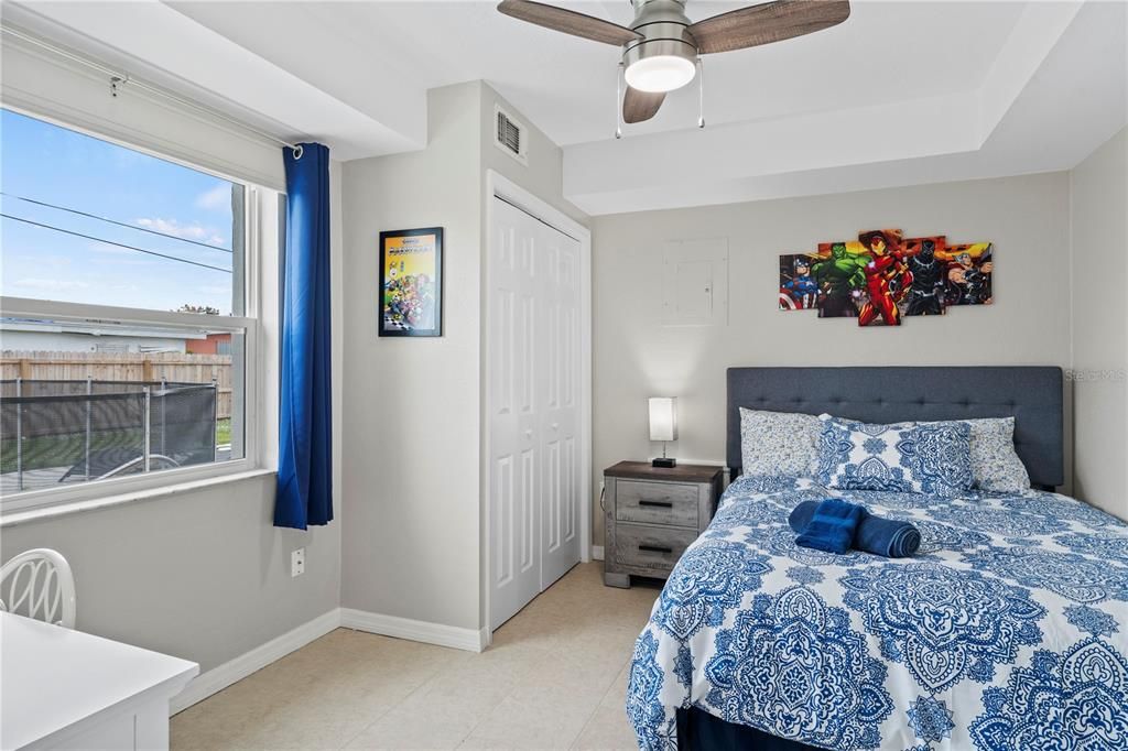 For Sale: $299,000 (4 beds, 2 baths, 1400 Square Feet)