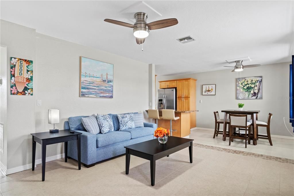 For Sale: $299,000 (4 beds, 2 baths, 1400 Square Feet)