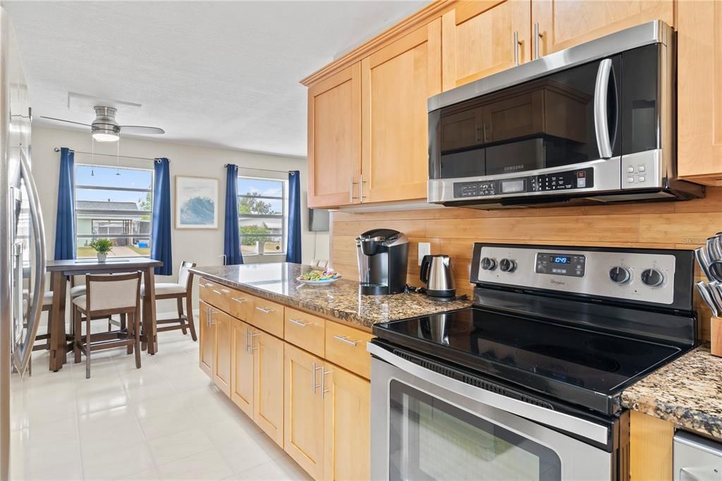 For Sale: $299,000 (4 beds, 2 baths, 1400 Square Feet)