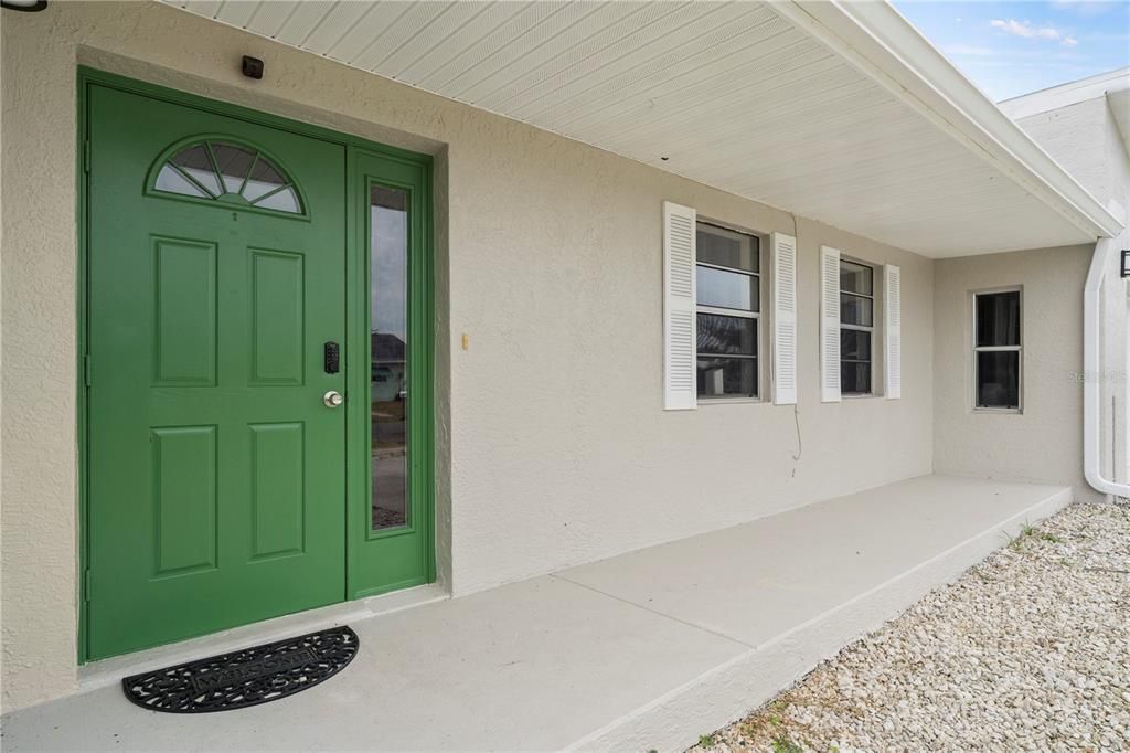 For Sale: $299,000 (4 beds, 2 baths, 1400 Square Feet)