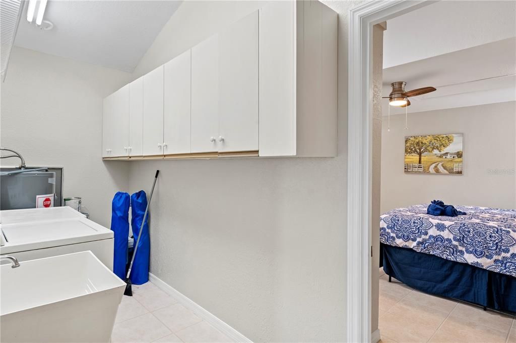 For Sale: $299,000 (4 beds, 2 baths, 1400 Square Feet)