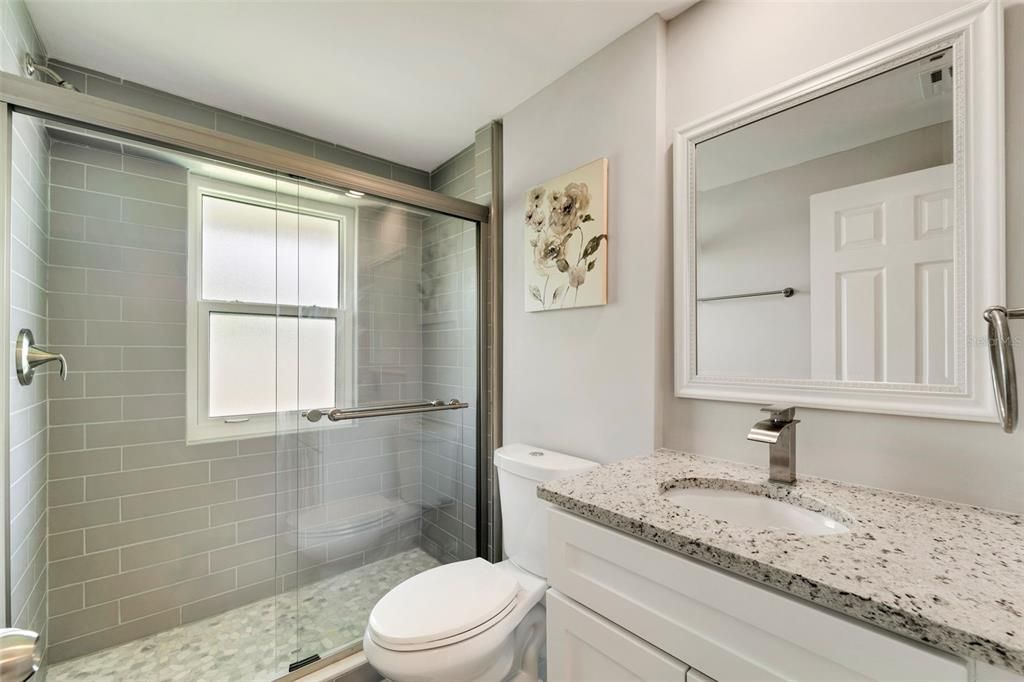 For Sale: $399,000 (3 beds, 2 baths, 1095 Square Feet)