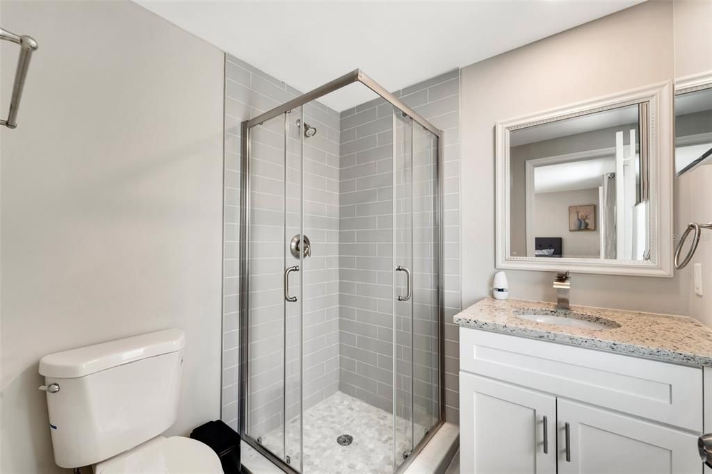 For Sale: $399,000 (3 beds, 2 baths, 1095 Square Feet)