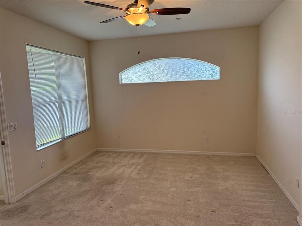 En Renta: $2,695 (4 camas, 3 baños, 2110 Pies cuadrados)