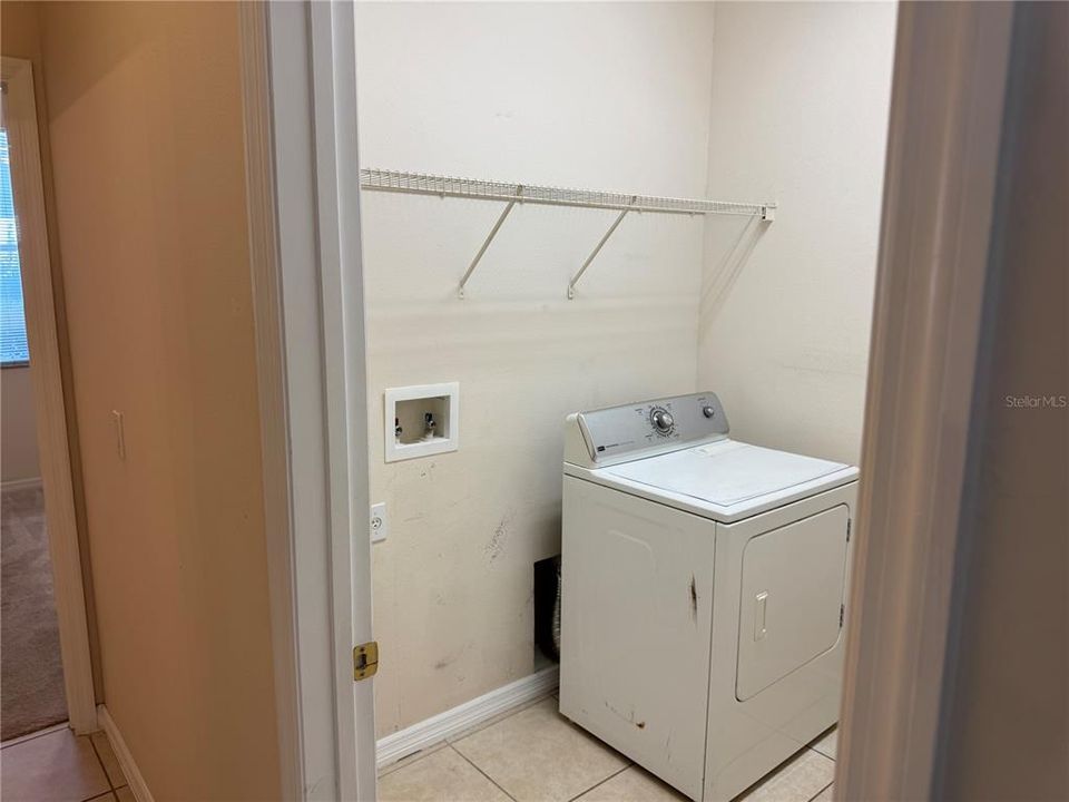 En Renta: $2,695 (4 camas, 3 baños, 2110 Pies cuadrados)