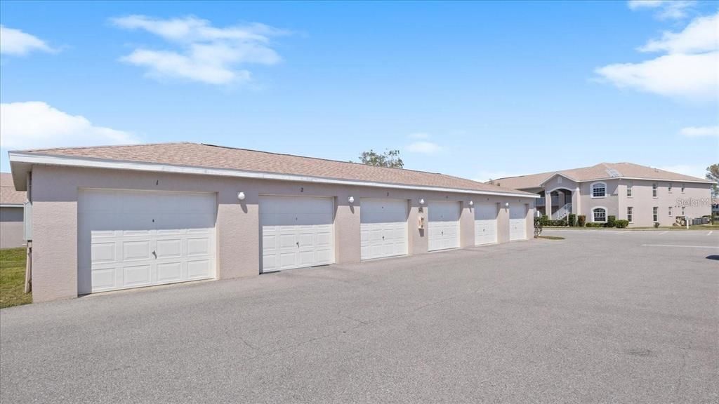 For Sale: $235,000 (3 beds, 2 baths, 1348 Square Feet)