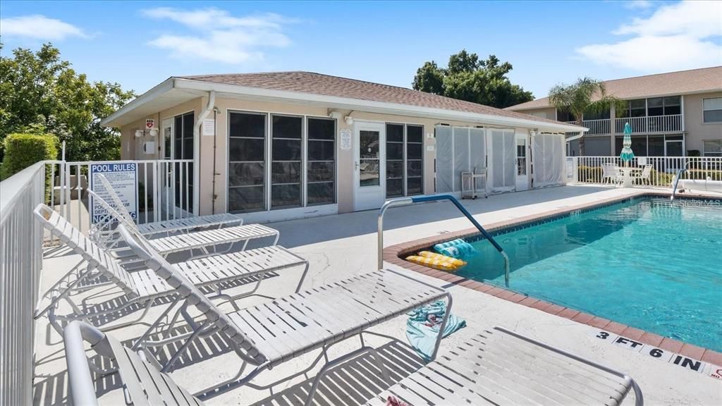 For Sale: $235,000 (3 beds, 2 baths, 1348 Square Feet)