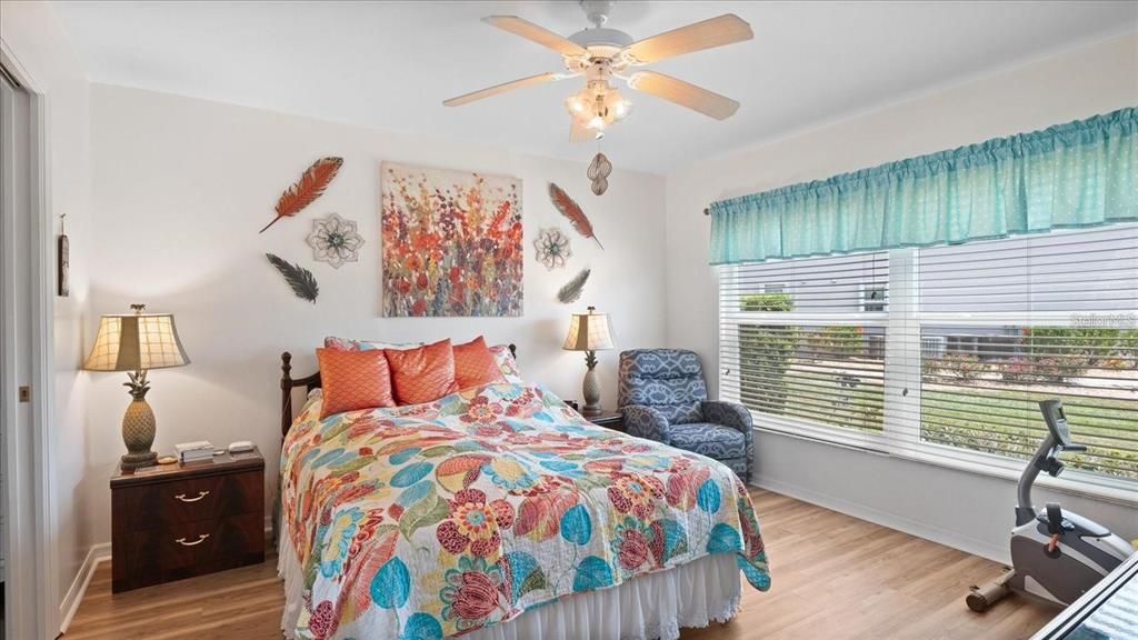 For Sale: $235,000 (3 beds, 2 baths, 1348 Square Feet)