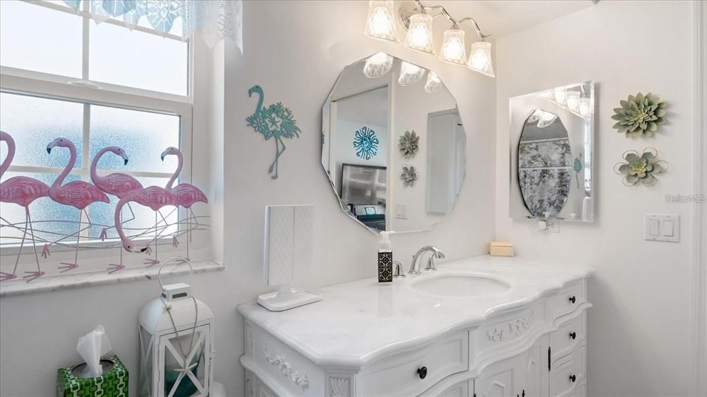 For Sale: $235,000 (3 beds, 2 baths, 1348 Square Feet)