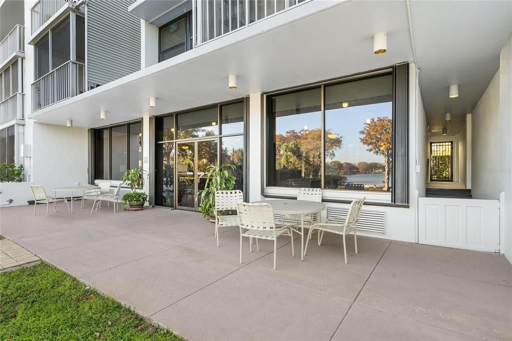 For Sale: $795,000 (2 beds, 2 baths, 1685 Square Feet)