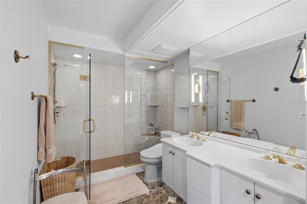 For Sale: $795,000 (2 beds, 2 baths, 1685 Square Feet)