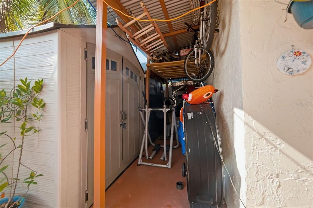 На продажу: $499,999 (4 спален, 2 ванн, 1651 Квадратных фут)