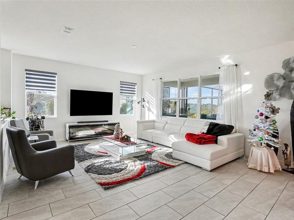 На продажу: $535,000 (5 спален, 4 ванн, 3451 Квадратных фут)