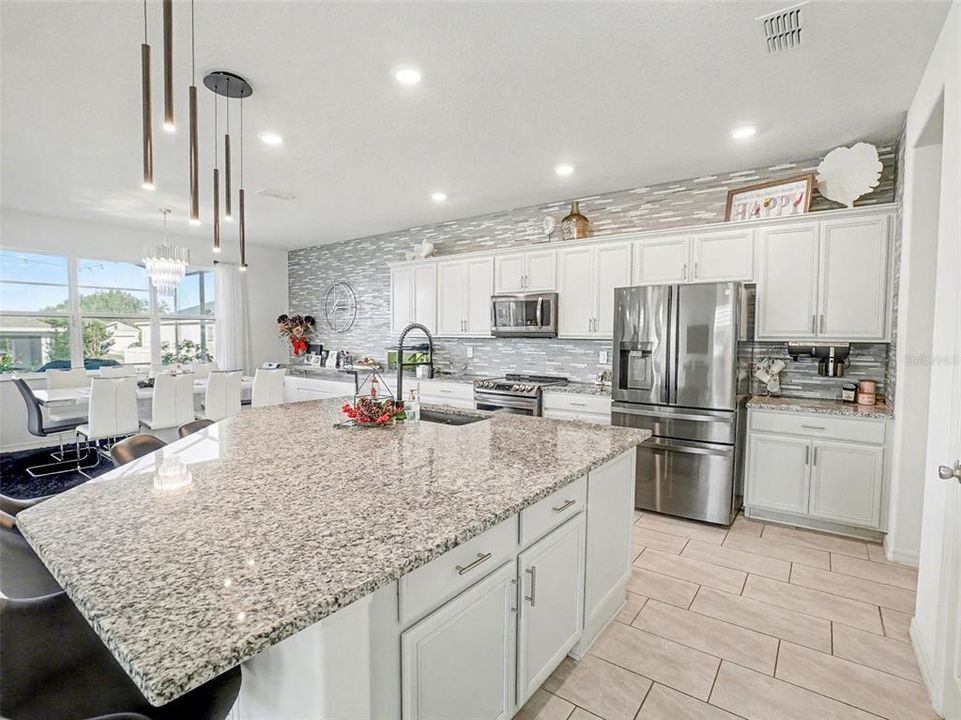 На продажу: $535,000 (5 спален, 4 ванн, 3451 Квадратных фут)