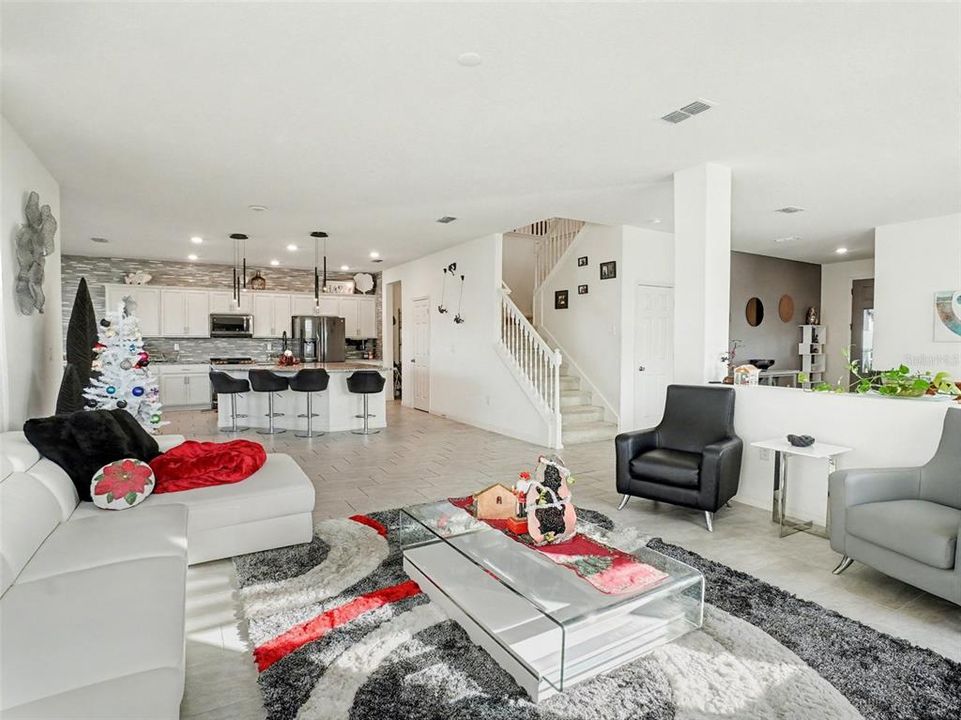 На продажу: $535,000 (5 спален, 4 ванн, 3451 Квадратных фут)