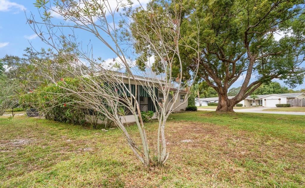 待售: $360,000 (2 贝兹, 2 浴室, 1176 平方英尺)