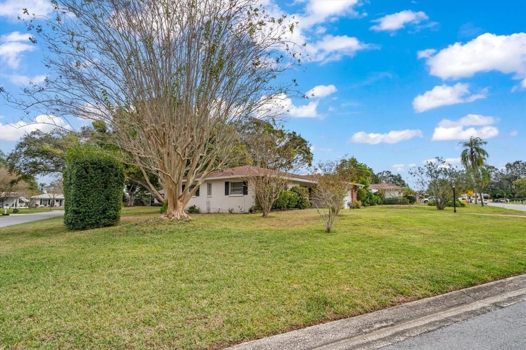 待售: $360,000 (2 贝兹, 2 浴室, 1176 平方英尺)