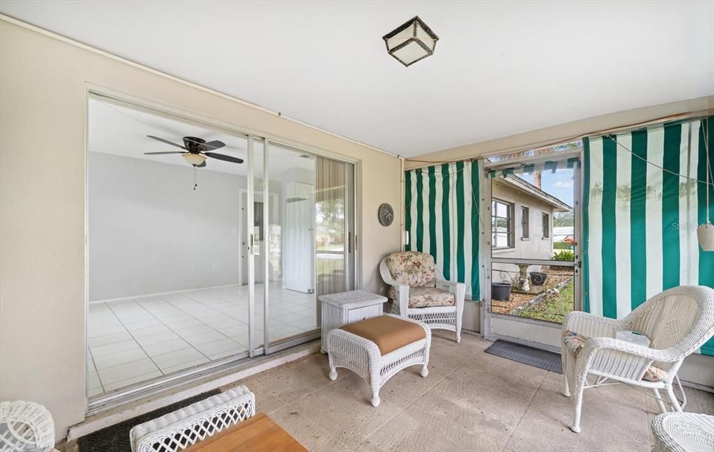 待售: $360,000 (2 贝兹, 2 浴室, 1176 平方英尺)