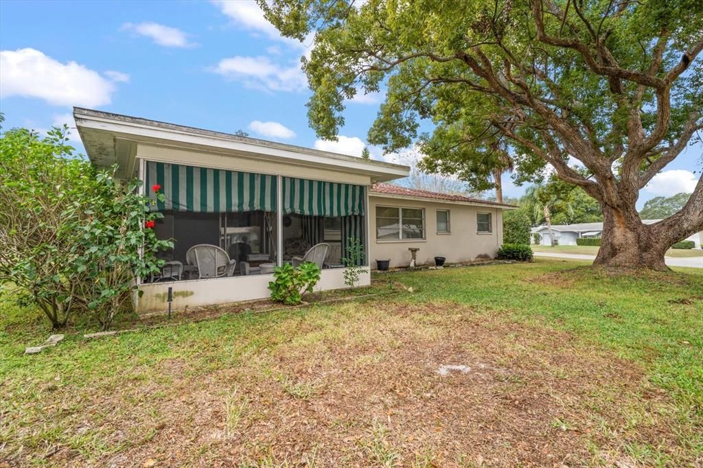 待售: $360,000 (2 贝兹, 2 浴室, 1176 平方英尺)