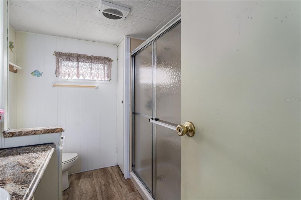 待售: $79,000 (1 贝兹, 1 浴室, 576 平方英尺)