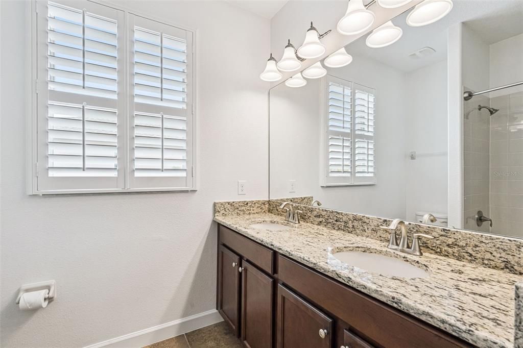 На продажу: $495,000 (4 спален, 3 ванн, 2293 Квадратных фут)