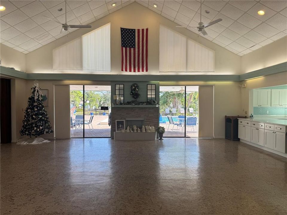 For Sale: $279,000 (2 beds, 2 baths, 1389 Square Feet)