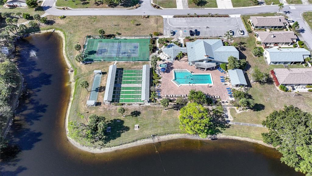 For Sale: $279,000 (2 beds, 2 baths, 1389 Square Feet)