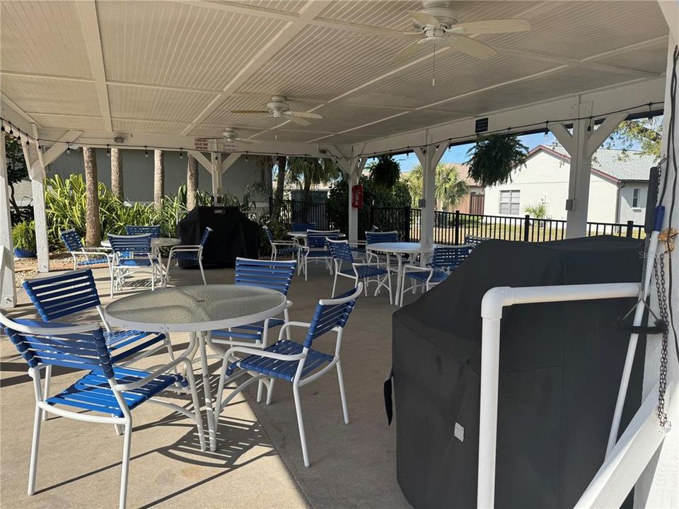 For Sale: $279,000 (2 beds, 2 baths, 1389 Square Feet)