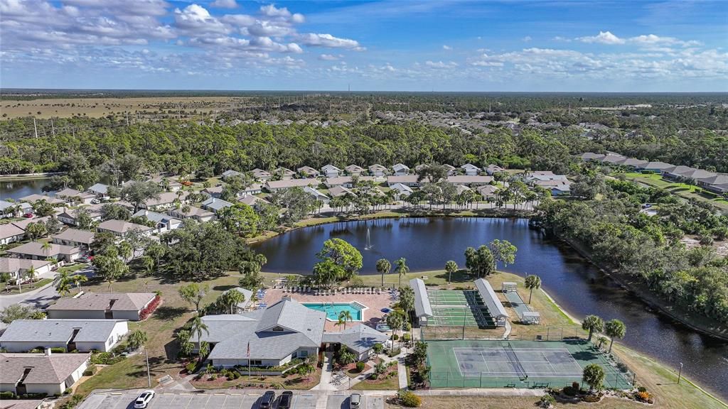 For Sale: $279,000 (2 beds, 2 baths, 1389 Square Feet)