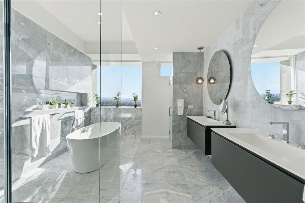 For Sale: $6,500,000 (5 beds, 5 baths, 7800 Square Feet)