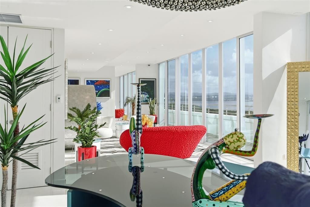 For Sale: $6,500,000 (5 beds, 5 baths, 7800 Square Feet)