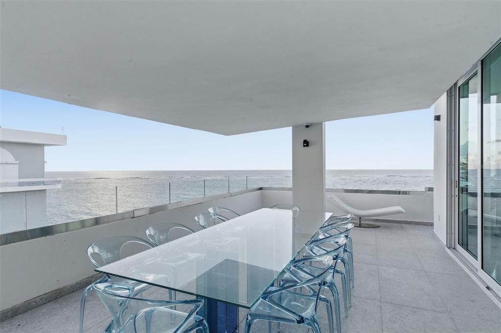 For Sale: $6,500,000 (5 beds, 5 baths, 7800 Square Feet)