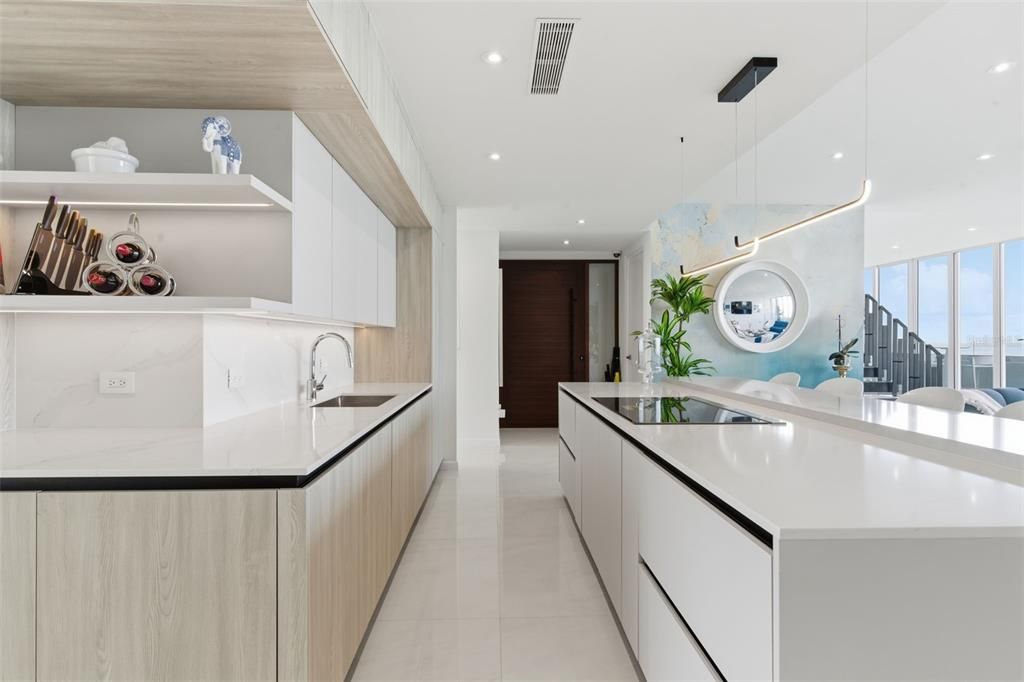 For Sale: $6,500,000 (5 beds, 5 baths, 7800 Square Feet)