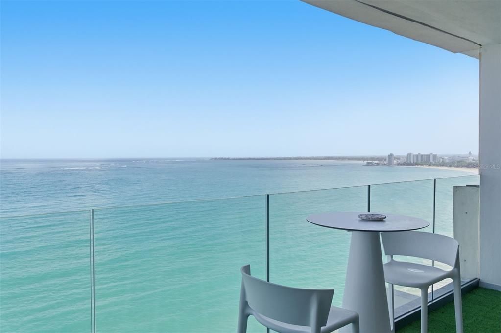 For Sale: $6,500,000 (5 beds, 5 baths, 7800 Square Feet)