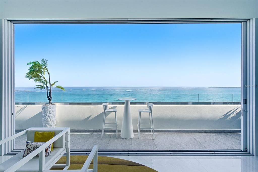 For Sale: $6,500,000 (5 beds, 5 baths, 7800 Square Feet)