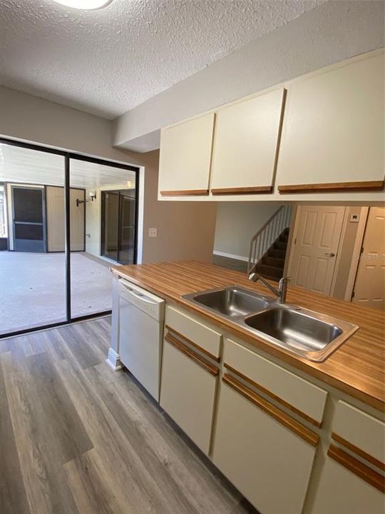 En Venta: $185,000 (3 camas, 2 baños, 1288 Pies cuadrados)