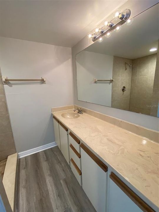 En Venta: $185,000 (3 camas, 2 baños, 1288 Pies cuadrados)