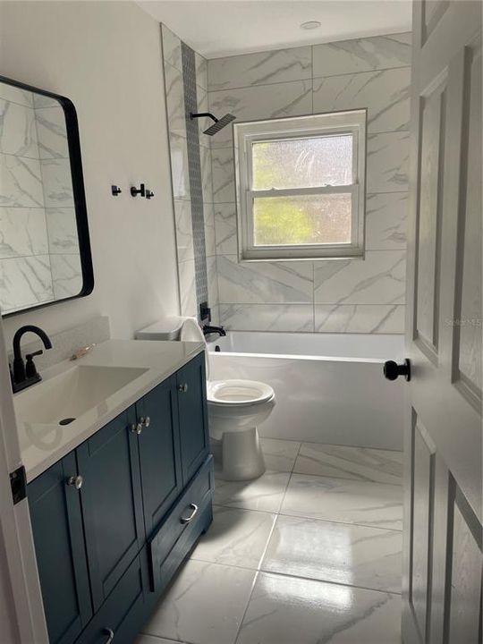 En Venta: $349,000 (3 camas, 2 baños, 1342 Pies cuadrados)