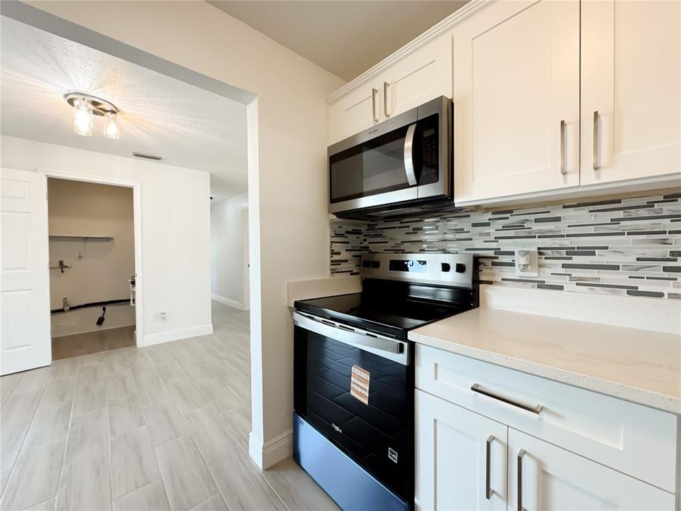 На продажу: $309,900 (3 спален, 1 ванн, 1058 Квадратных фут)