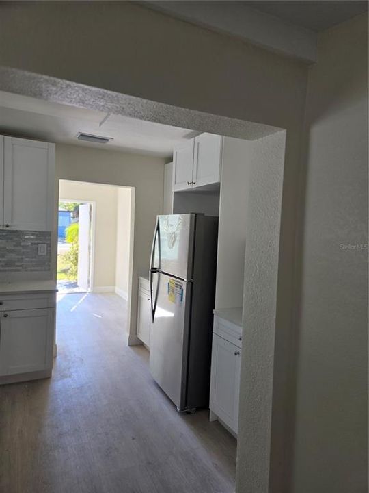 En Venta: $449,000 (4 camas, 2 baños, 1199 Pies cuadrados)