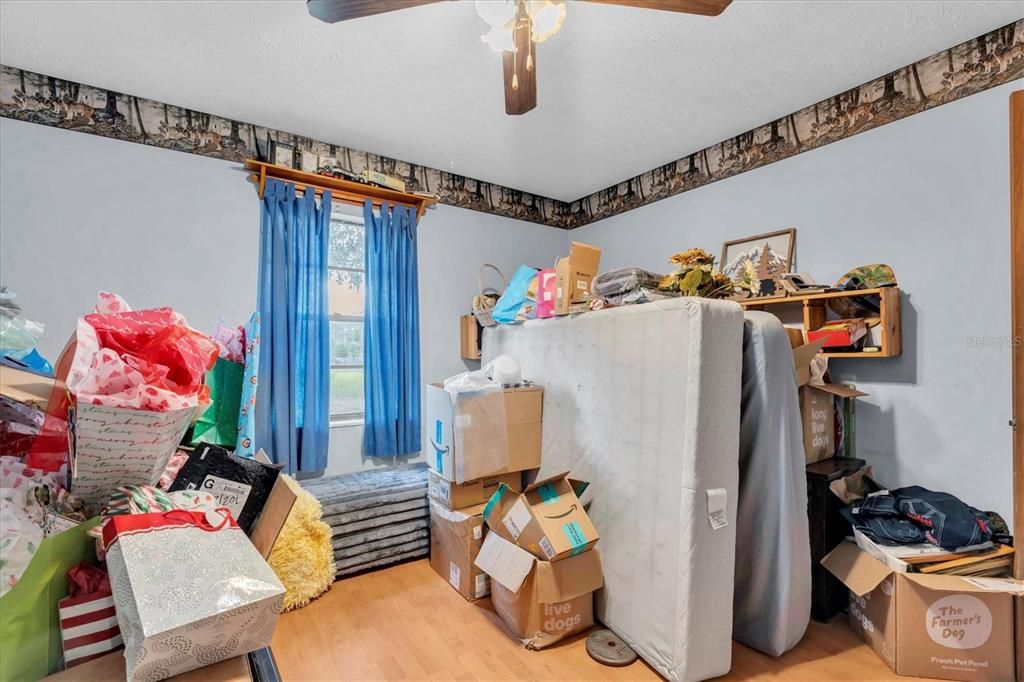 待售: $350,000 (3 贝兹, 2 浴室, 2266 平方英尺)