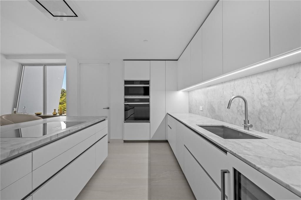 En Renta: $15,000 (3 camas, 3 baños, 2740 Pies cuadrados)