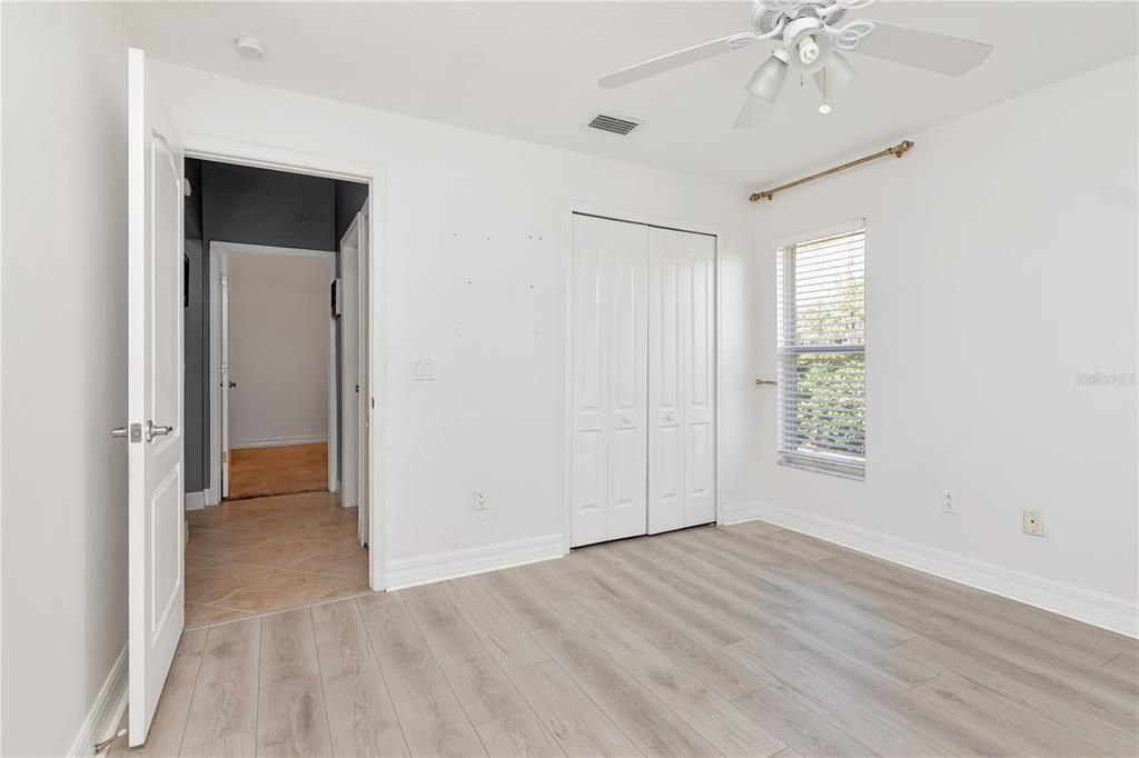 En Venta: $425,000 (4 camas, 2 baños, 1792 Pies cuadrados)