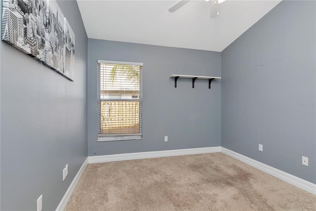 En Venta: $425,000 (4 camas, 2 baños, 1792 Pies cuadrados)